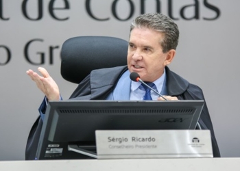 Com equilíbrio fiscal e superávits, contas de Sérgio Ricardo recebem parecer favorável à aprovação