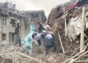 Terremoto no Afeganistão deixa mais de 800 mortos e 2.800 feridos