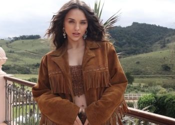 A espera de Zuza, Rafa Kalimann posa de biquíni e exibe barrigão: ‘Momento de paz’