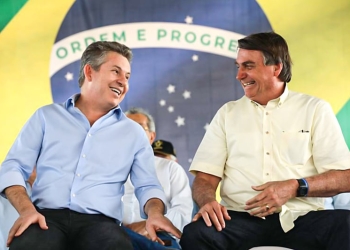 Mauro Mendes revela que Bolsonaro prometeu apoio caso dispute o Senado em 2026