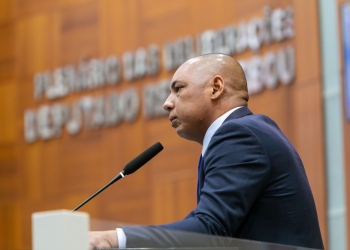 “PEC da Blindagem representa um retrocesso para a democracia brasileira”, dispara Juca do Guaraná