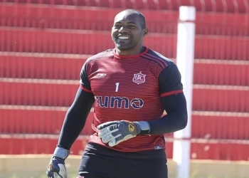 Neneca, ex-goleiro e diretor do União, morre aos 45 anos após complicações de infarto