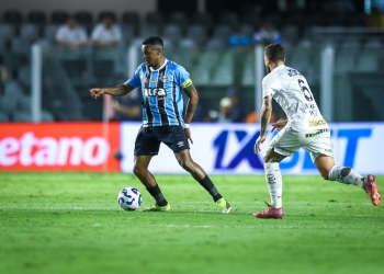 Santos empata com o Grêmio na Vila Belmiro