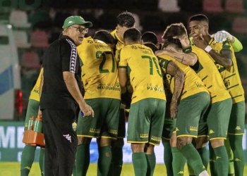 Cuiabá cede empate no fim e desperdiça chance de colar no G4 da Série B