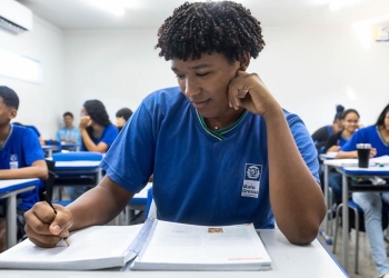 Solicitação de vaga em escolas estaduais para estudantes da Capital começa nesta quarta-feira