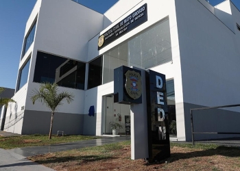 Homem com tornozeleira eletrônica é preso por descumprir medidas protetivas reiteradas em Cuiabá