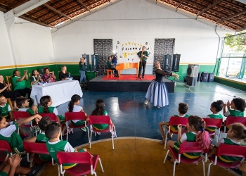 Piano, balé e saxofone: Prefeitura de Cuiabá dá início a espetáculo nas escolas