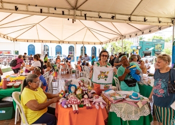 Talento e renda extra marcam sucesso da primeira Feira do Idoso Empreendedor em Cuiabá