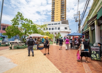 Feira do Centro movimenta Calçadão da Galdino Pimentel neste sábado, em Cuiabá