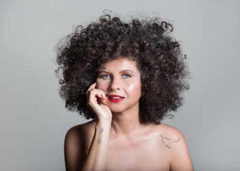 Roberta Campos se apresenta neste sábado no Cine Teatro, em Cuiabá