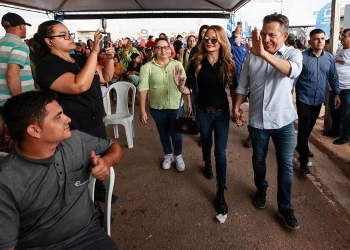 Governador e primeira-dama vistoriam e entregam obras em Campos de Júlio e Lucas do Rio Verde