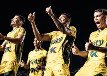 Mirassol goleia Ceará por 3 a 0 e sonha com vaga direta na Libertadores
