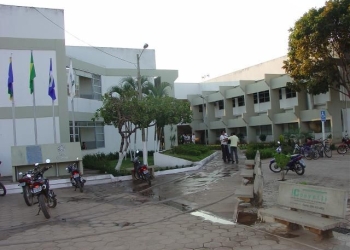 Alunos da UNEMAT entram em greve por reforço na segurança após ameaças e perseguições