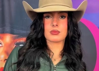 Ana Castela posa com a barriga de fora e recebe elogios de Zé e Poliana: ‘Lindaaa’