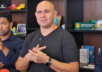 Abilio, sobre briga de Mauro e Eduardo: “Se quiser ir para o centro é só continuar nesse caminho”