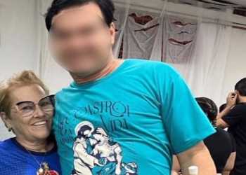 Filho tenta matar mãe de 71 anos com pé de cabra e é detido pela Polícia Militar