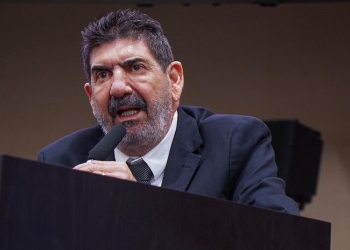 Dr. João critica falta de resposta da Secretaria de Saúde sobre projeto que nomeia alas do Hospital Central