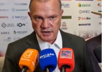 Wellington Fagundes diz que Bolsonaro tentou romper tornozeleira por “abalos emocionais”