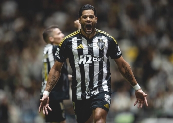 Atlético-MG goleia o Bahia e Hulk comemora marca histórica de 500 gols