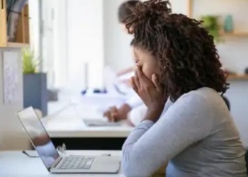 Multinacional é condenada por cobranças vexatórias que levaram ao burnout de trabalhadora