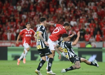 Santos arranca empate com Internacional e segue na zona de rebaixamento