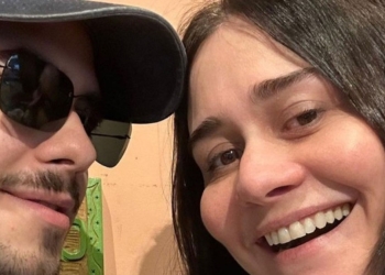 Alessandra Negrini celebra aniversário do filho Antônio com foto nostálgica: ’29 anos’