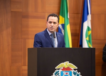 Diego teme extinção do comércio na Av. CPA devido às obras do BRT