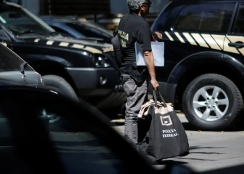 Dino autoriza buscas em apartamento do deputado Antônio Doido
