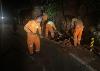 Trânsito na MT-251 é liberado em duas pistas após vistoria e limpeza na região do  Portão do Inferno