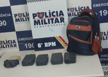 Mulher é presa pela PM com cinco quilos de pasta base de cocaína