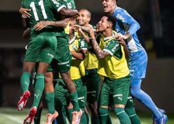 Palmeiras avança na Copinha em jogo eletrizante e polêmico nos pênaltis contra o Vitória