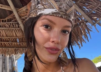 Vitória Strada curte praia em viagem a Pernambuco: ‘Lugar paradisíaco’