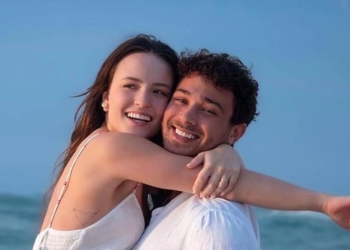 Larissa Manoela exibe boa forma em treino ao lado do marido: ‘Musculo definido’