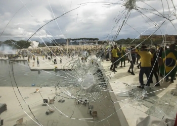 Cronologia da tentativa de golpe: atentados, bloqueios e acampamentos