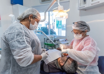 Prefeitura de Cuiabá moderniza atendimento odontológico com novas cadeiras no CEO Tijucal