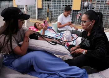 Familiares de presos políticos fazem greve de fome em Caracas