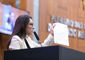 Audiência requerida por Janaina vai debater projeto do governo que restringe licença sindical de servidores