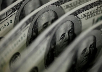 Bolsa bate recorde e dólar cai para R$ 5,17 com fim de tarifaço