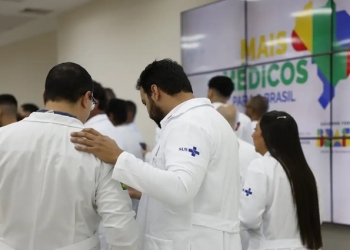 Faculdades de medicina têm até sexta para aderir ao Bolsa Permanência