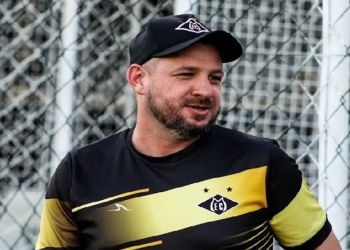 Lucas Isotton diz que regularidade e jogo propositivo colocaram o Mixto nas semifinais do Estadual