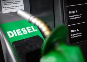 Alta do petróleo no exterior abre espaço para especulação com diesel e afeta colheita no Sul