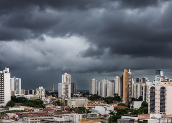 Defesa Civil Municipal reforça mobilização das equipes após novo alerta de chuvas intensas para Cuiabá