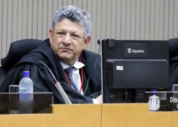 Depósito de R$ 250 mil no dia de decisão judicial chama atenção em investigação no CNJ