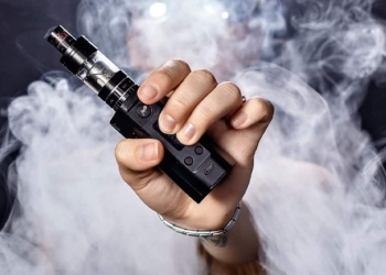 Cigarros eletrônicos são apreendidos em tabacaria de Várzea Grande durante fiscalização