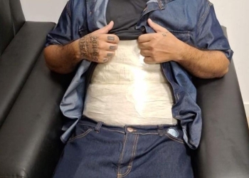 Homem é preso ao tentar embarcar com 10 kg de cocaína no Aeroporto Marechal Rondon