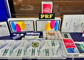 Eletrônicos e mais de 100 medicamentos sem nota fiscal são apreendidos pela PRF