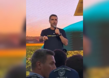 Flávio Bolsonaro promete “zero demarcação” de terras indígenas e plano safra com juros menores