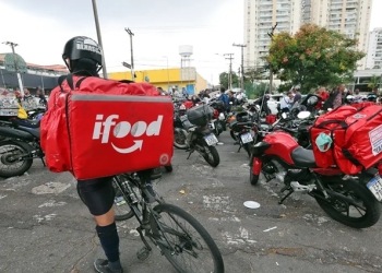 Lula defende previdência social para profissionais de aplicativos