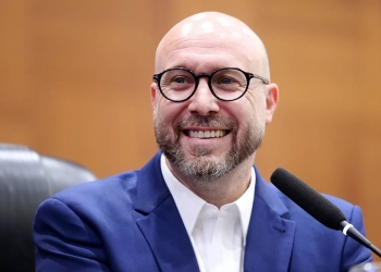 Deputado lança campanha para transformar ideias da população em projetos de lei