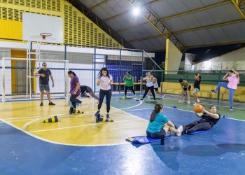 Escola da Comunidade integra bairros e abre espaços esportivos para promover saúde e convivência